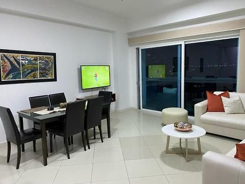 Apartamento Luxury Frente Al Mar Edificio Poseidon Laguito *